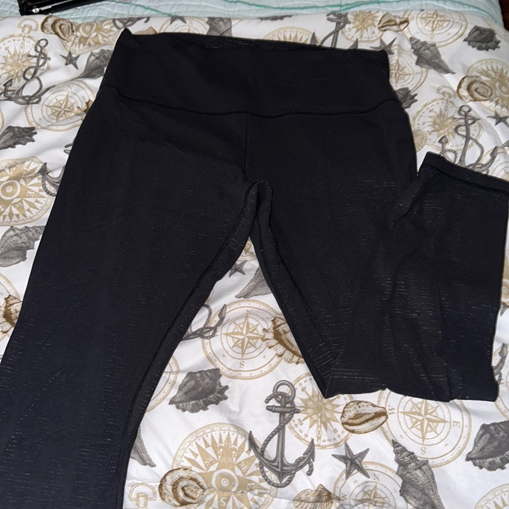 Lululemon 🍋 align black with black stripes leggings